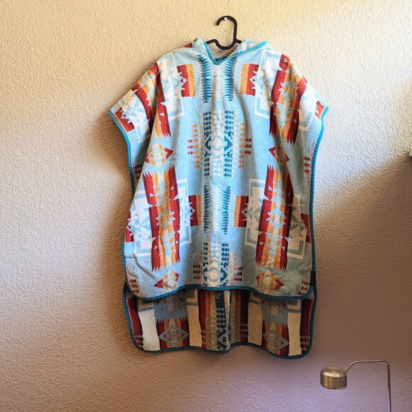 Pendleton Chief Joseph Tween Youth Hooded Towel Cover Up Poncho (One Size) Aqua - Picture 1 of 5